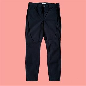 listing-status-banner